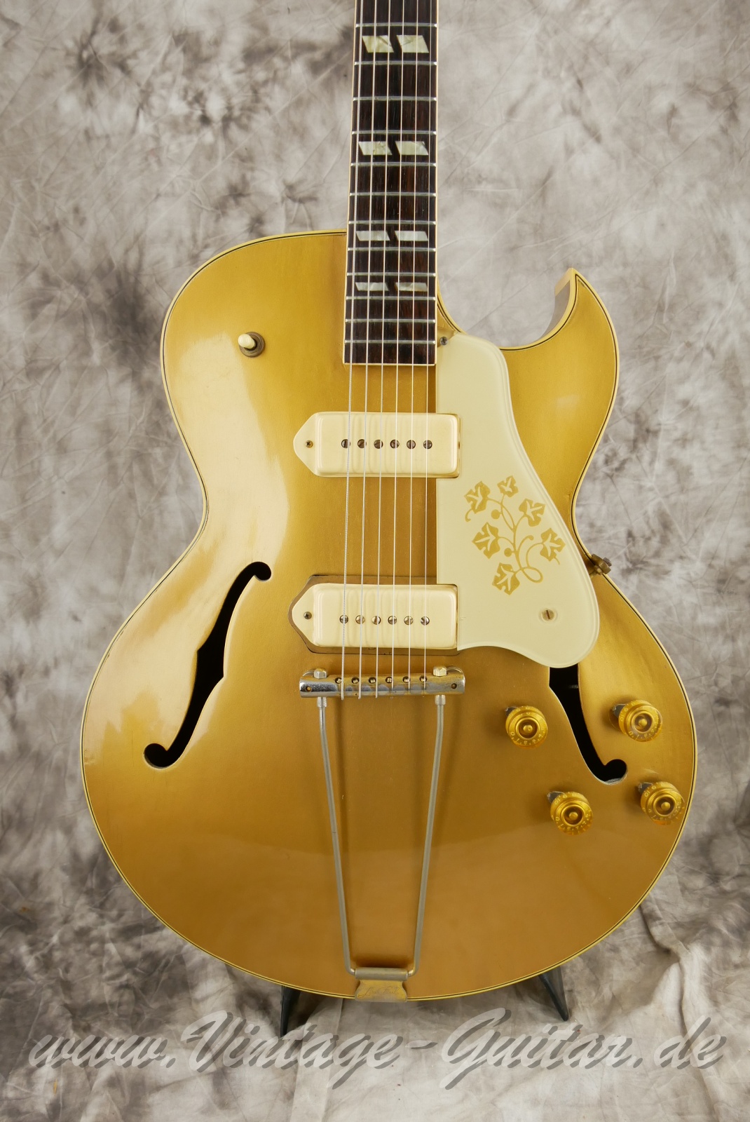Gibson-ES-295-all-gold-1953-003.JPG