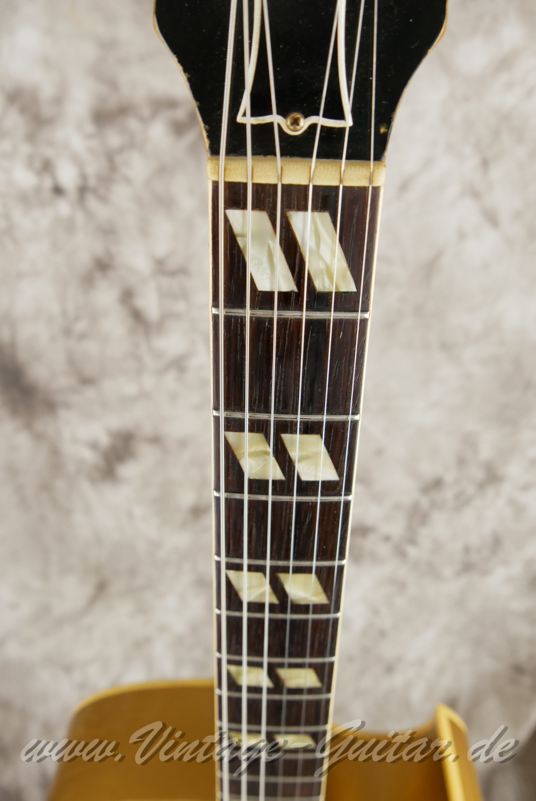 Gibson-ES-295-all-gold-1953-007.JPG