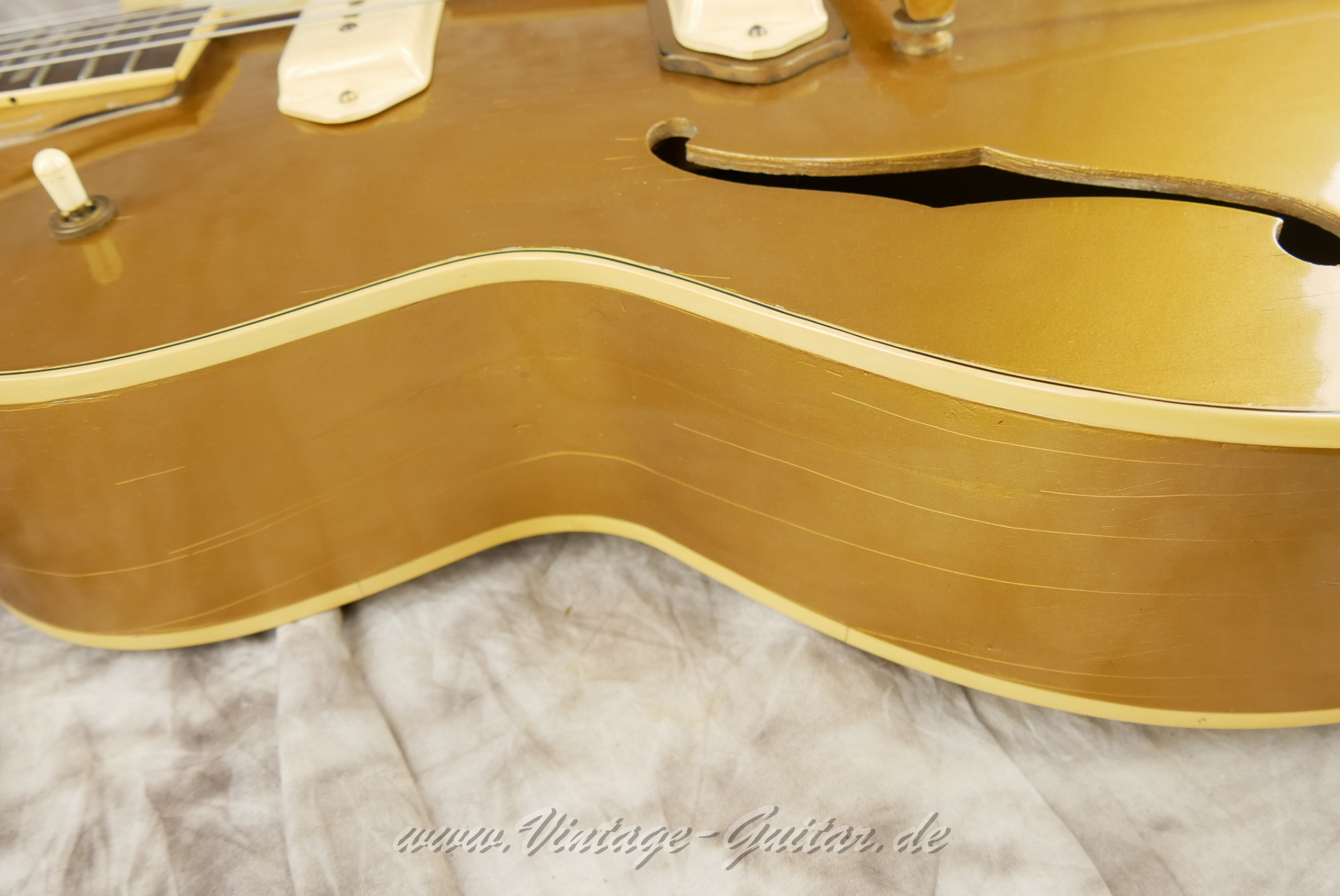 Gibson-ES-295-all-gold-1953-018.JPG