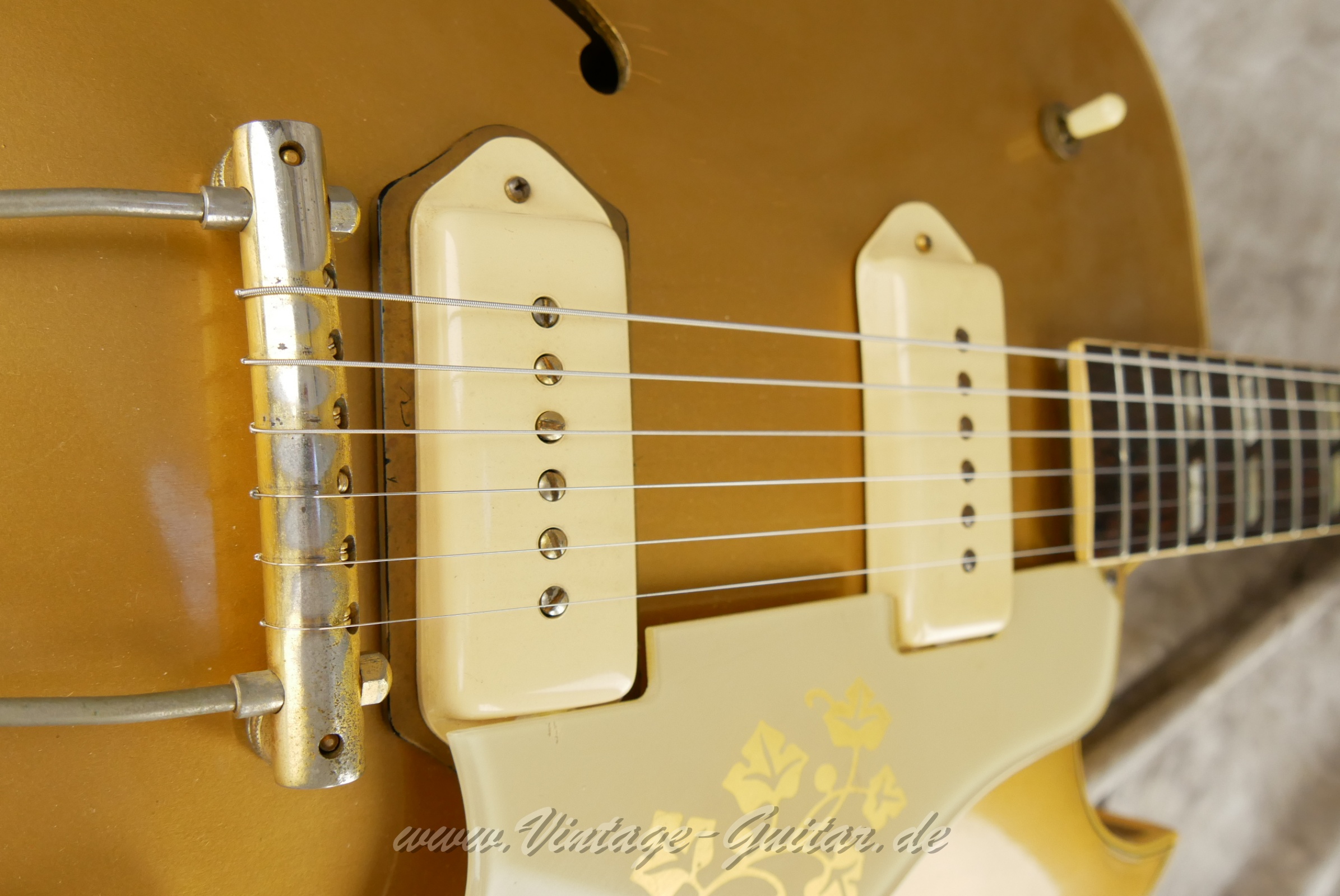 Gibson-ES-295-all-gold-1953-024.JPG