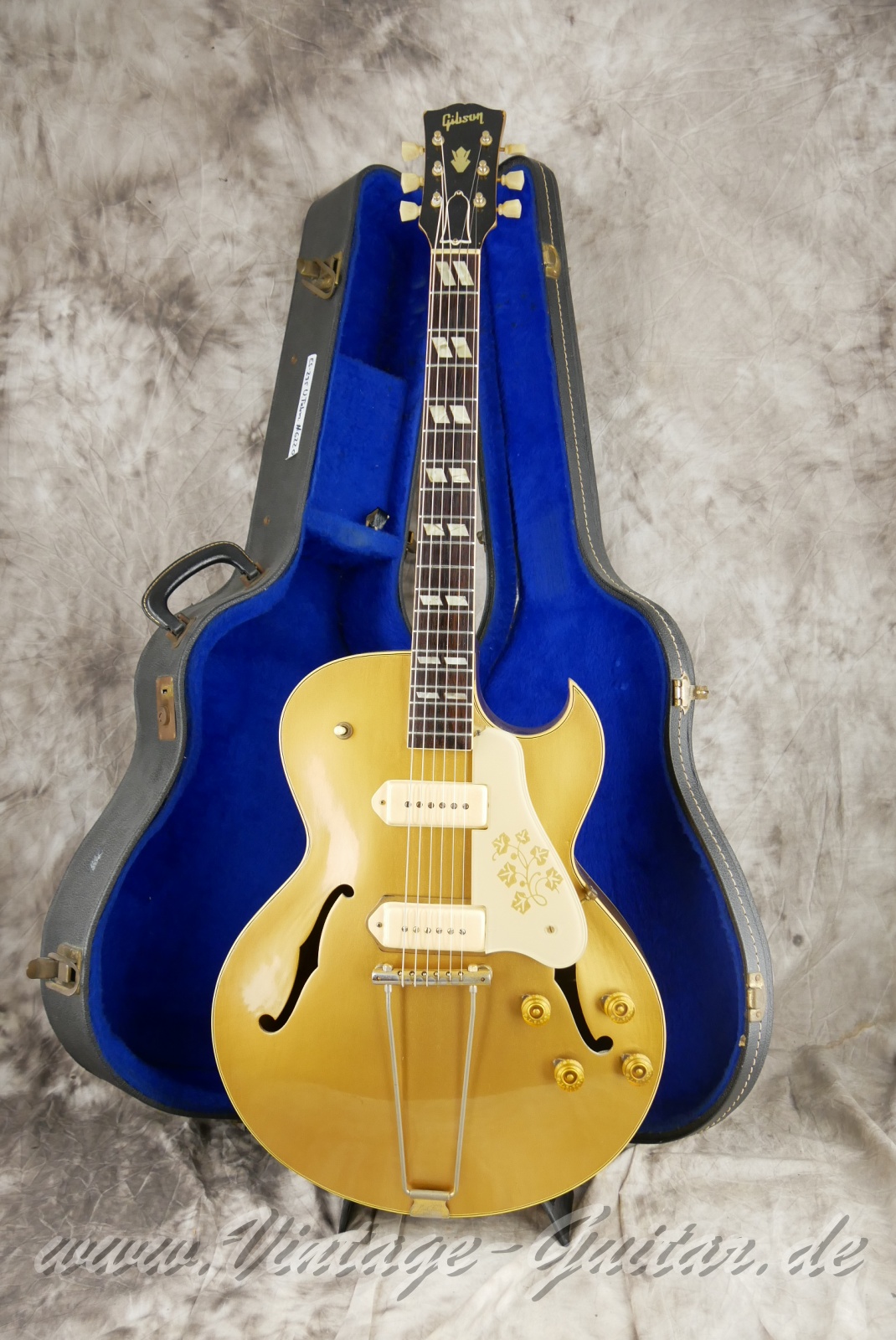 Gibson-ES-295-all-gold-1953-026.JPG