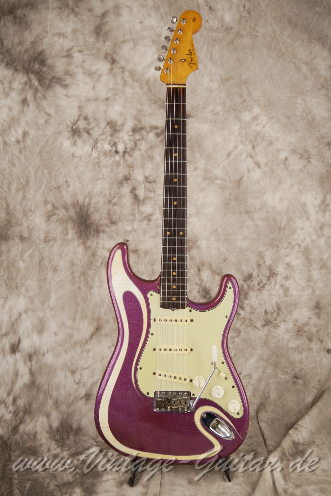 Fender-Stratocaster-1963-purple-001.JPG