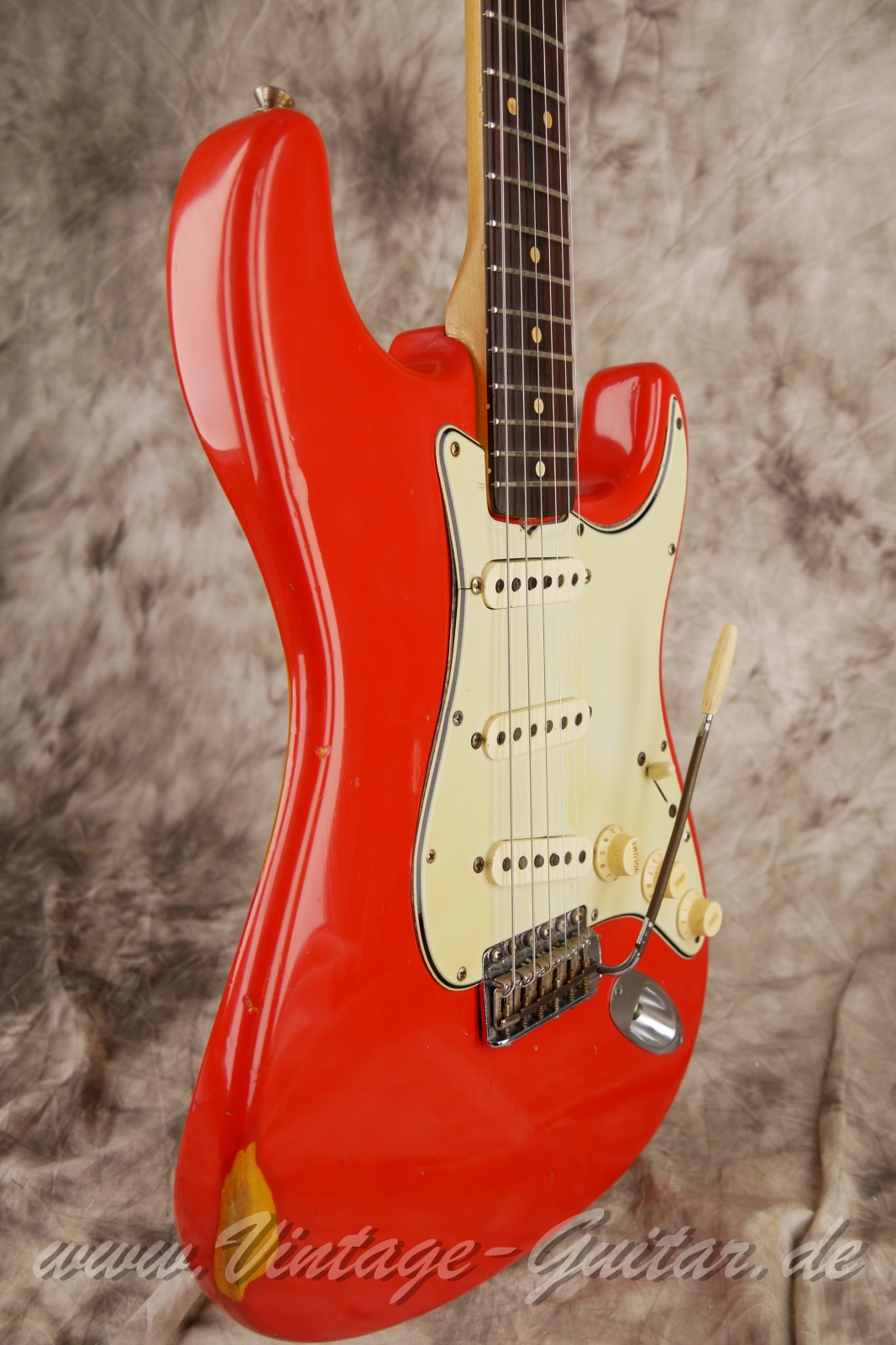 Fender-Stratocaster-1964-fiesta-red-011.JPG