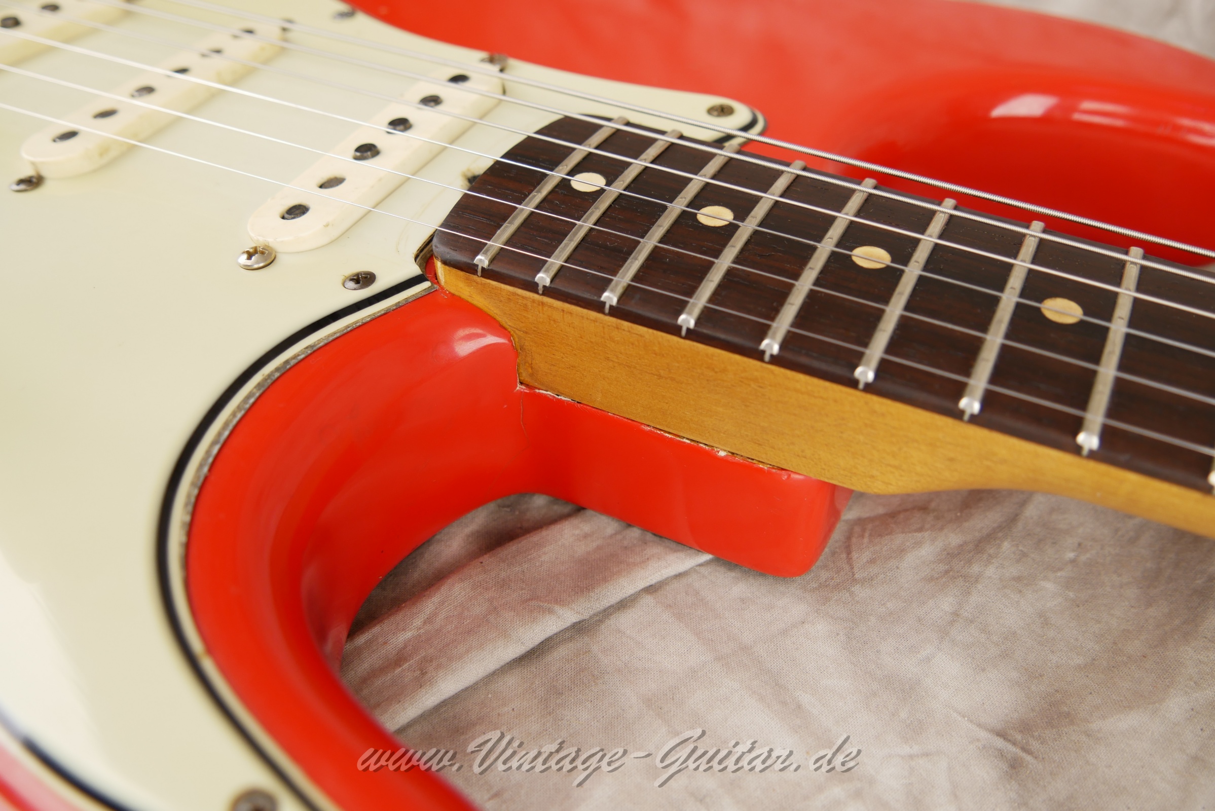 Fender-Stratocaster-1964-fiesta-red-023.JPG