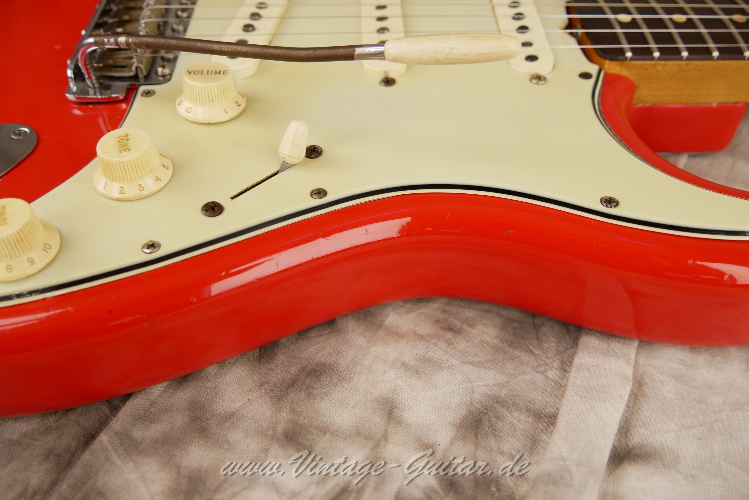 Fender-Stratocaster-1964-fiesta-red-025.JPG