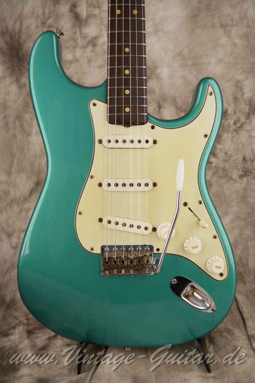 Fender-Stratocaster-1963-lake-placid-blue-003.JPG