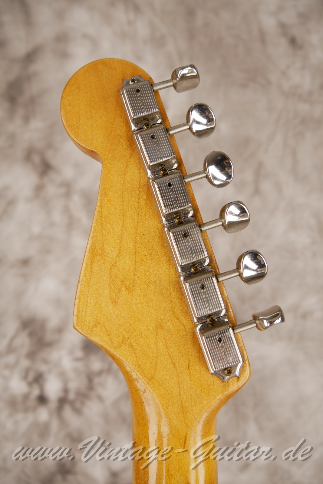 Fender-Stratocaster-1963-lake-placid-blue-006.JPG