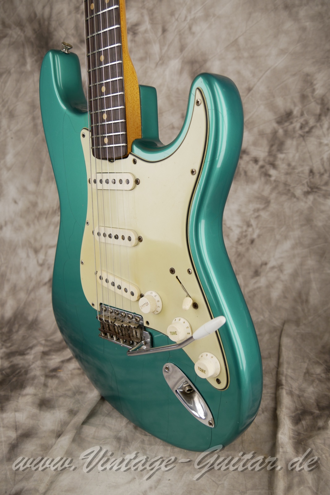 Fender-Stratocaster-1963-lake-placid-blue-011.JPG