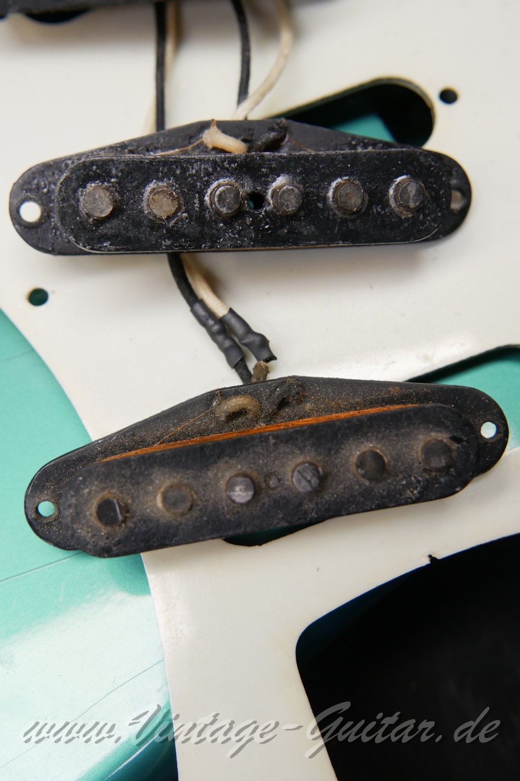 Fender-Stratocaster-1963-lake-placid-blue-034.JPG