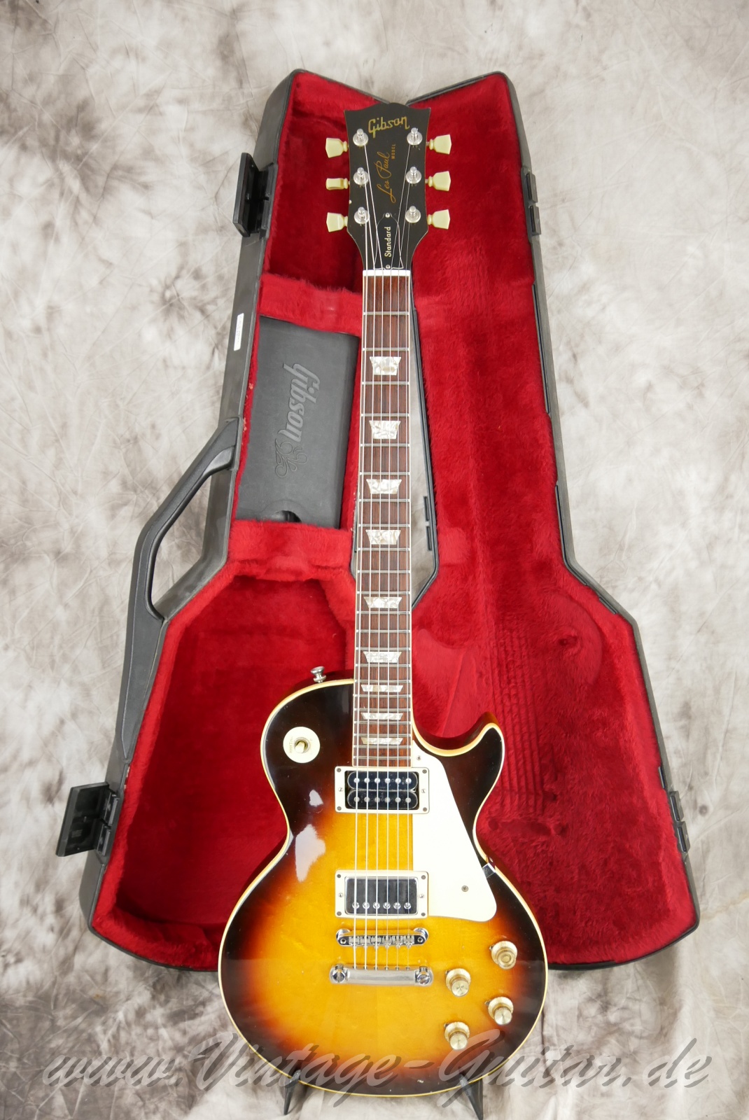 img/vintage/6227/gibson_lespaul_Standard_1974_tobacco_sunburst_usa-033.jpg