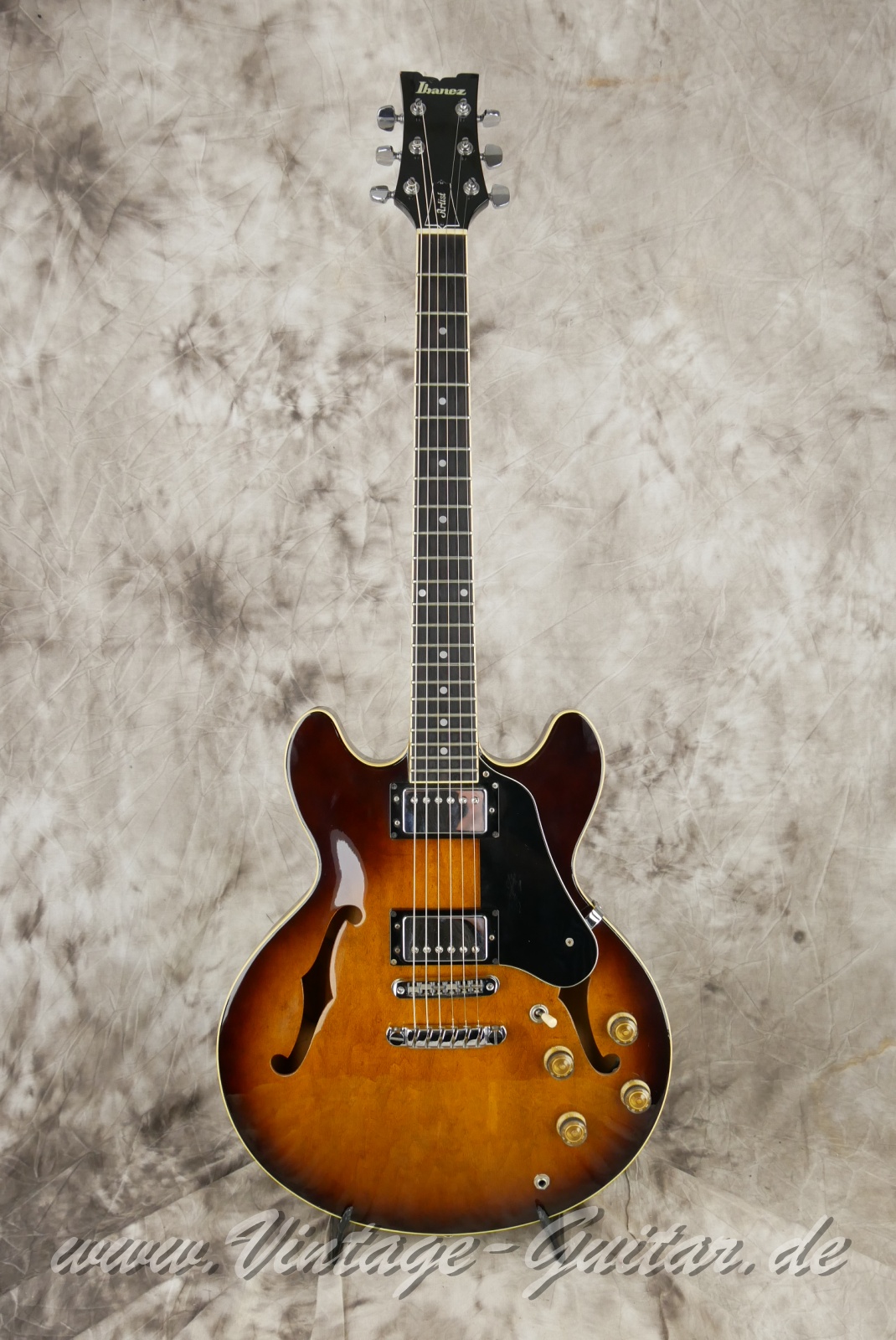 Ibanez_AS_50_Artist_sunburst_Japan_1982-001.JPG