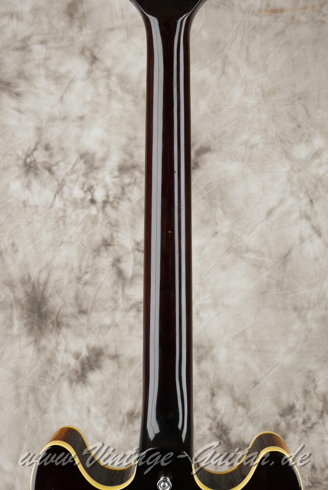 img/vintage/6228/Ibanez_AS_50_Artist_sunburst_Japan_1982-006.JPG