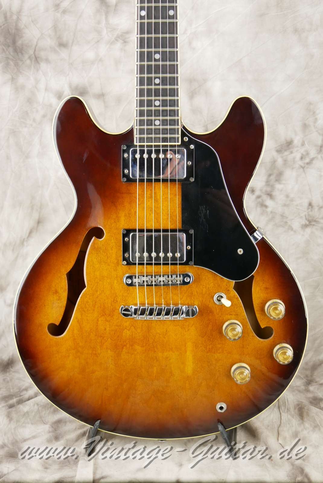 img/vintage/6228/Ibanez_AS_50_Artist_sunburst_Japan_1982-007.JPG