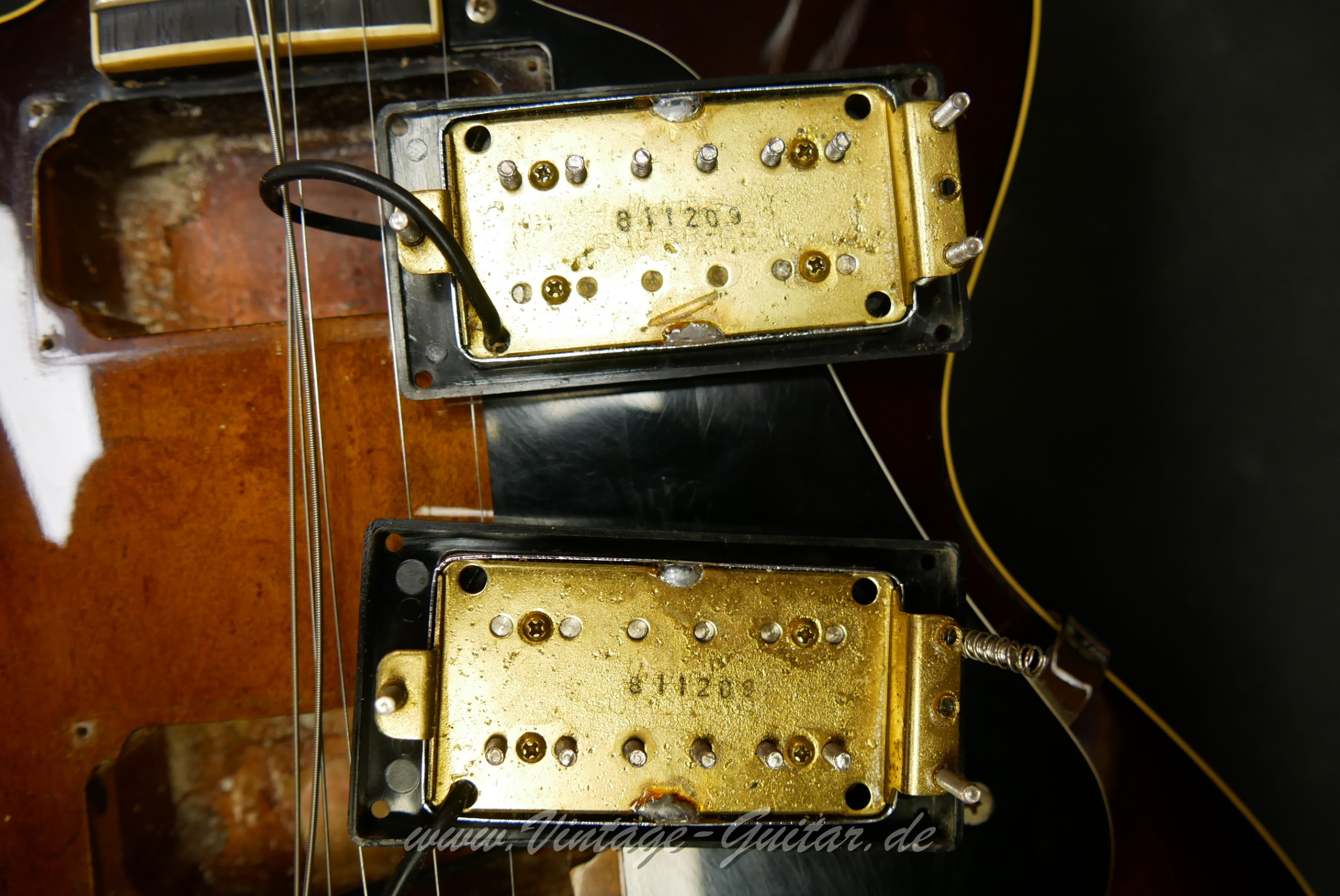 img/vintage/6228/Ibanez_AS_50_Artist_sunburst_Japan_1982-017.JPG