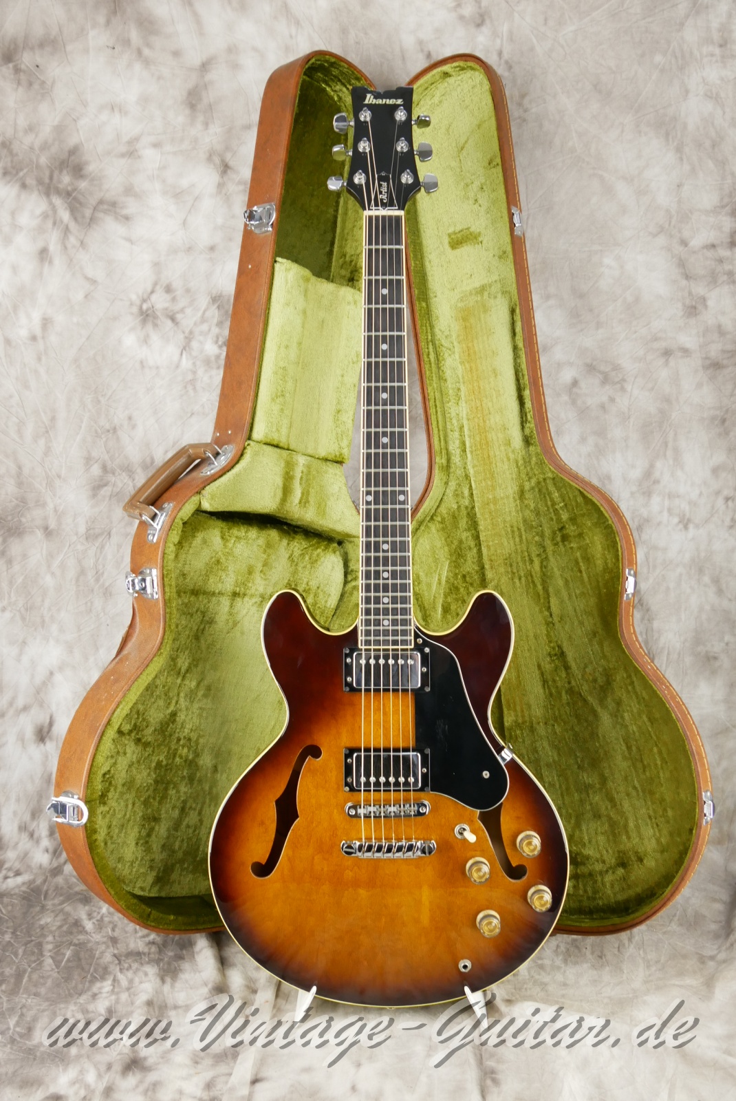 img/vintage/6228/Ibanez_AS_50_Artist_sunburst_Japan_1982-020.JPG