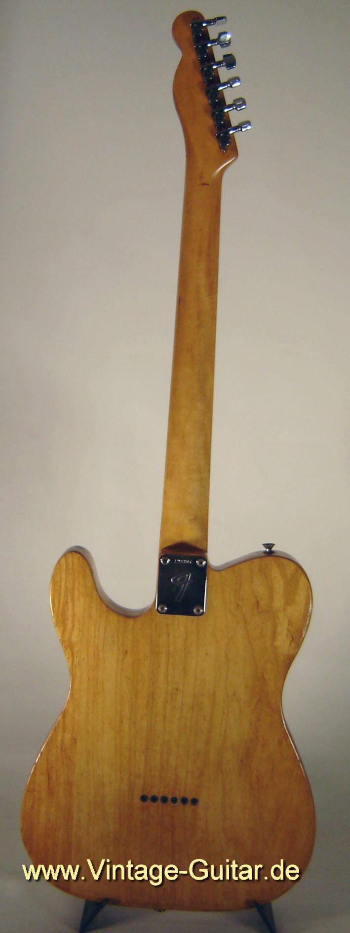 Fender-Telecaster-1967-refinished-back.jpg