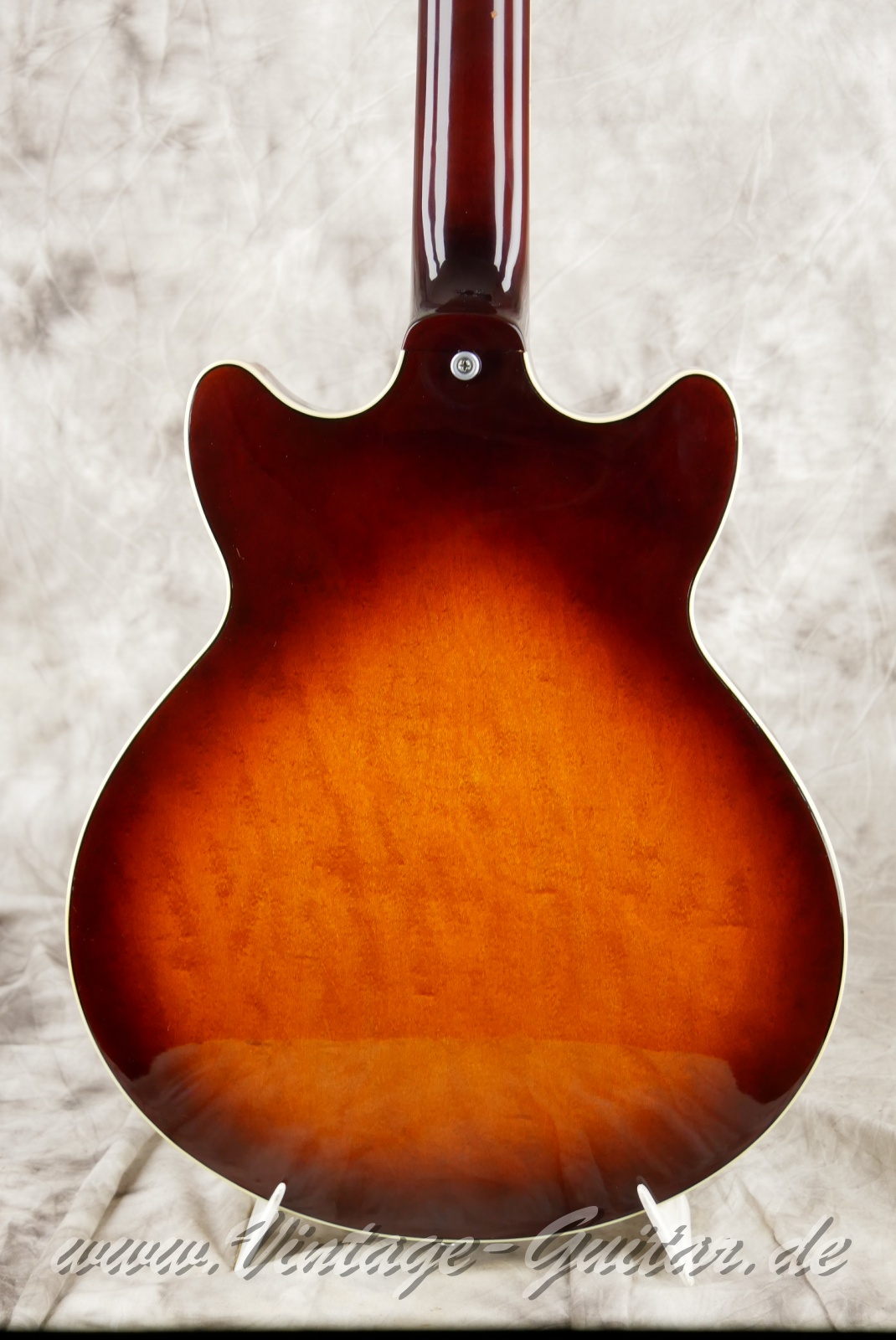 img/vintage/6230/Ibanez_AM_70_AV_sunburst_Japan_1987-008.JPG