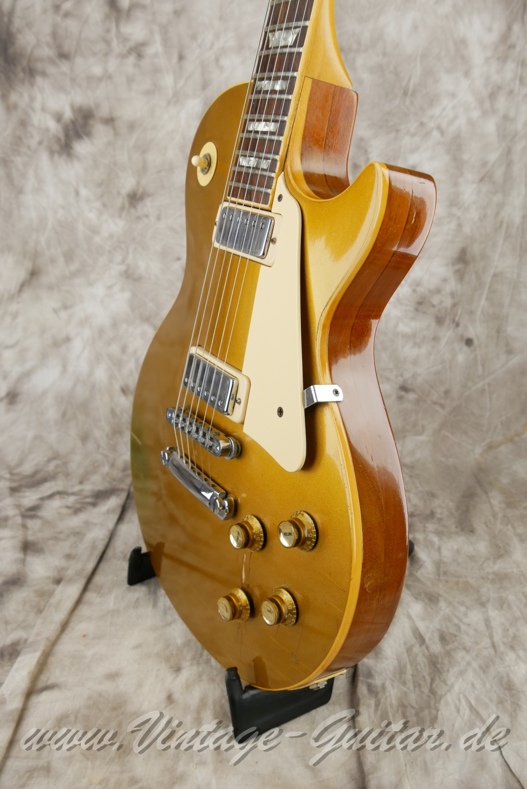 img/vintage/6233/Gibson_Les_Paul_deluxe_goldtop_1976_usa-010.JPG