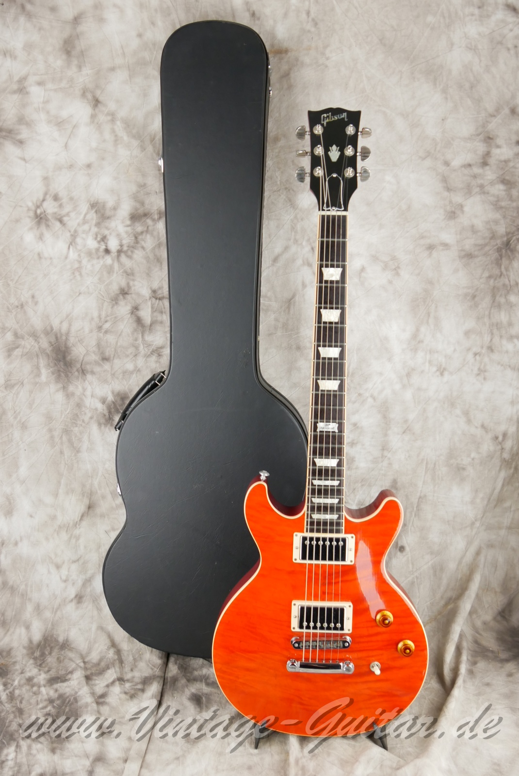 Gibson_Les_Paul_dc_transredflametop_2014_usa-013.JPG