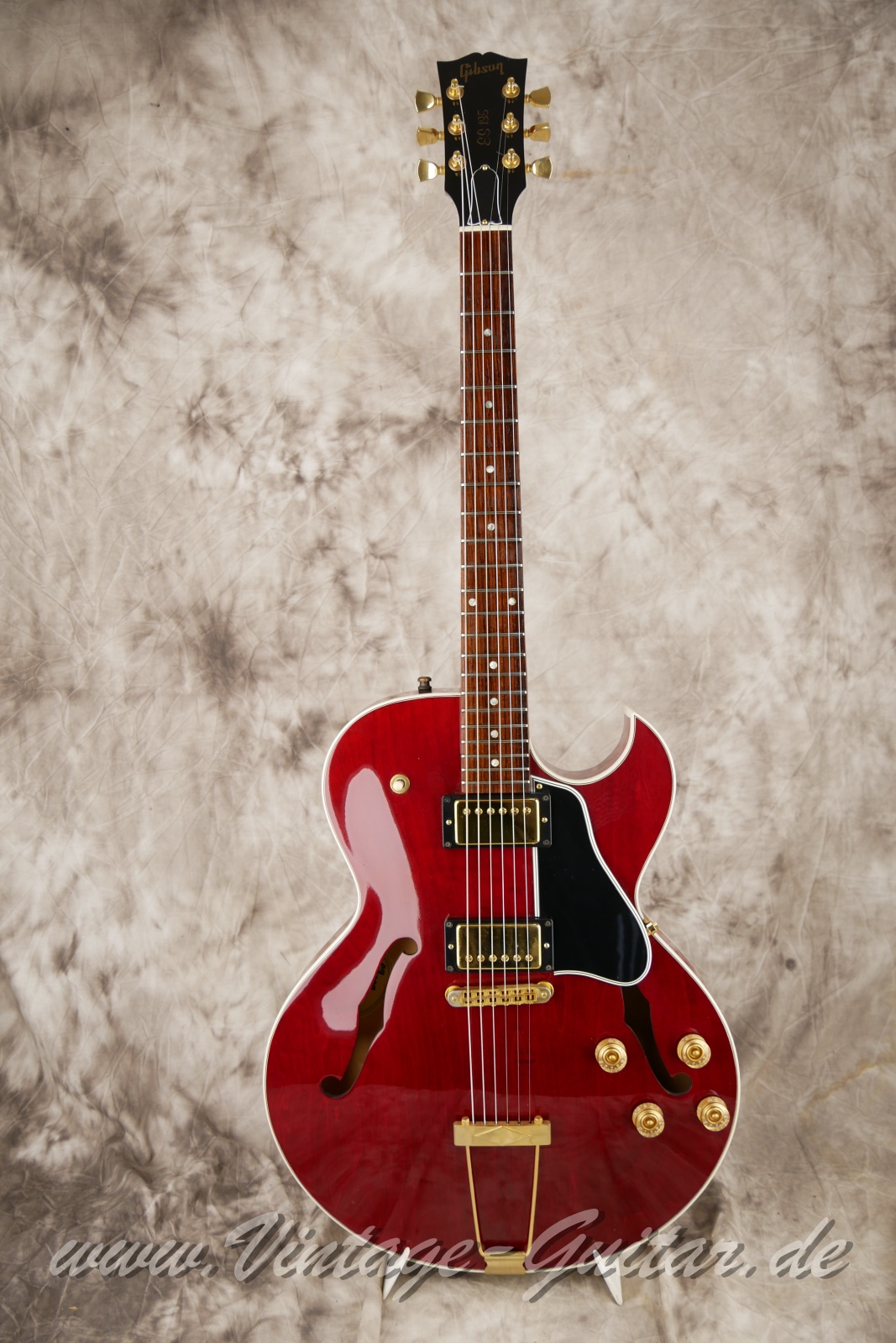 gibson_es-135_cherry_usa_2002-001.JPG