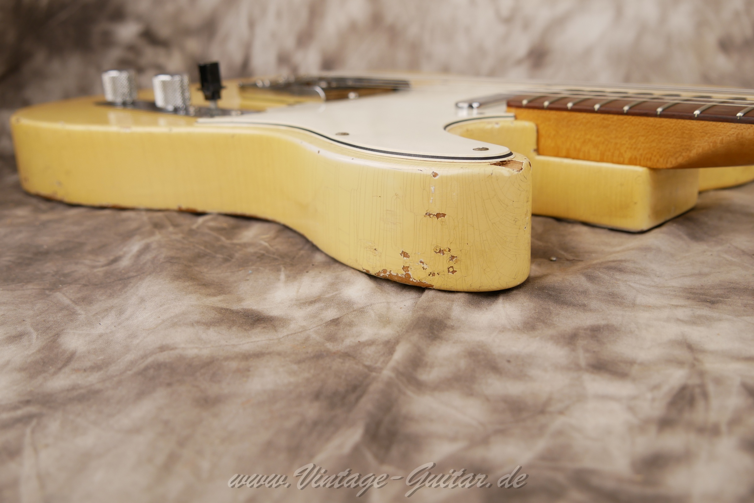 Fender-Telecaster-1967-blonde-013.jpg