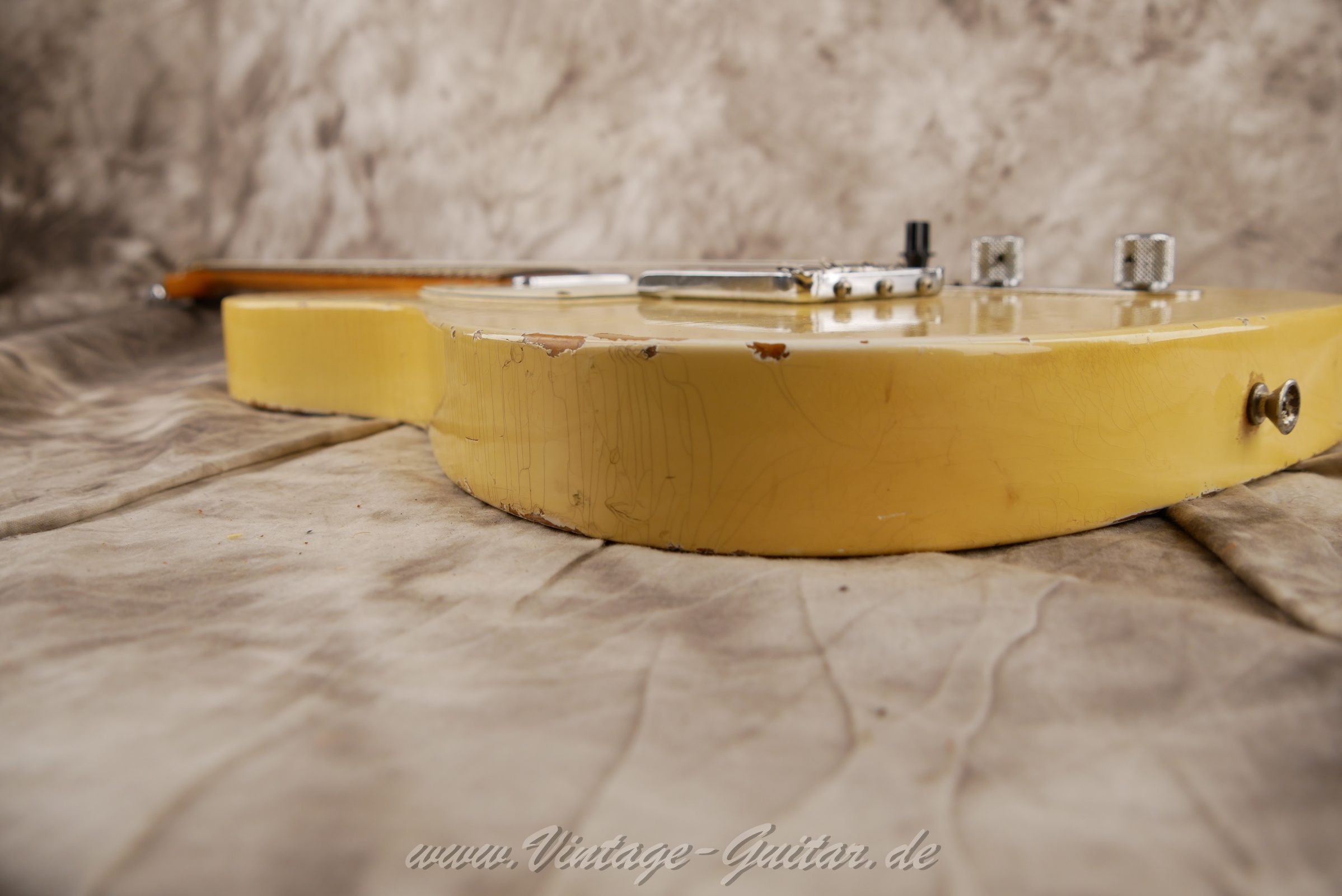 Fender-Telecaster-1967-blonde-016.jpg