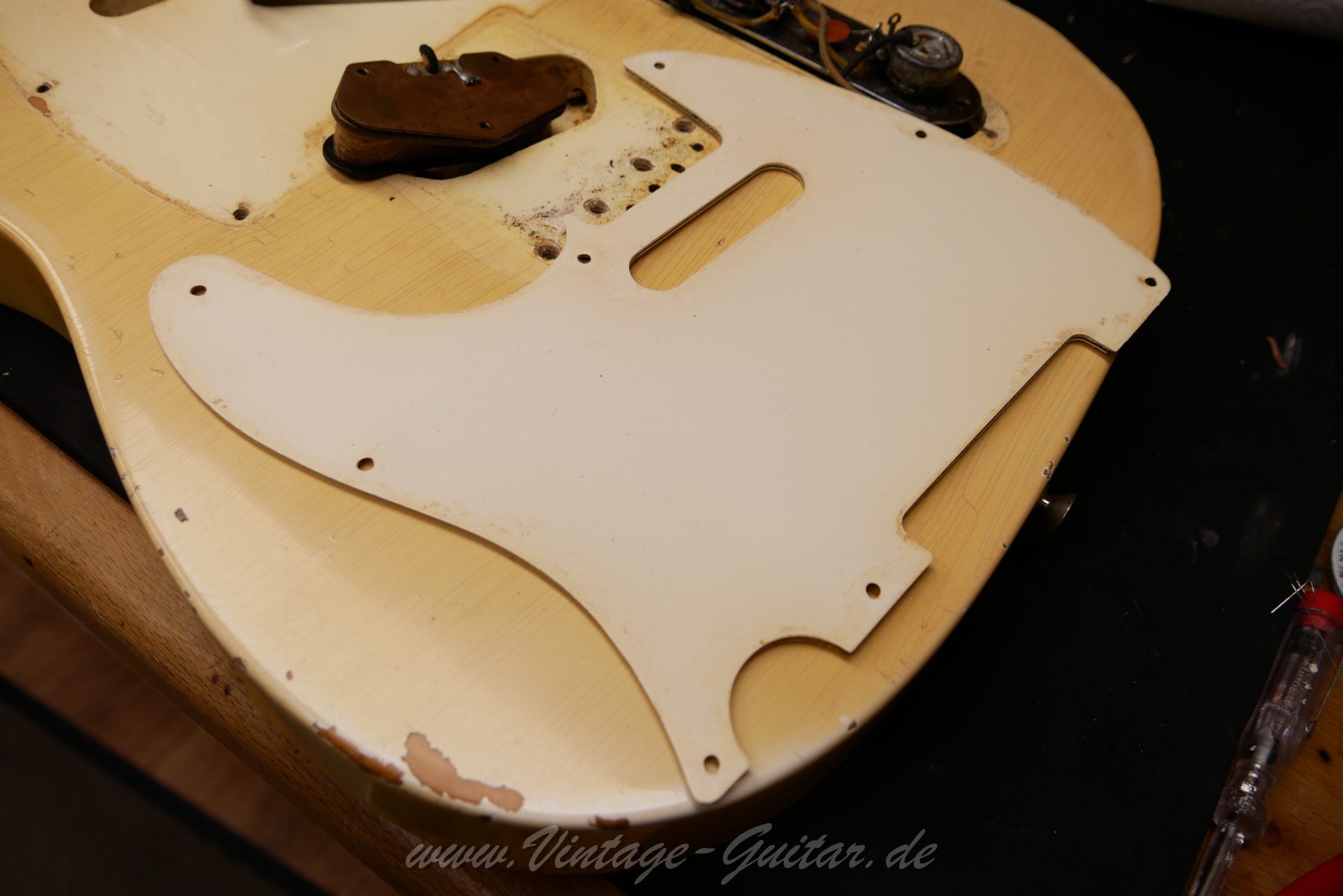 Fender-Telecaster-1967-blonde-021.jpg