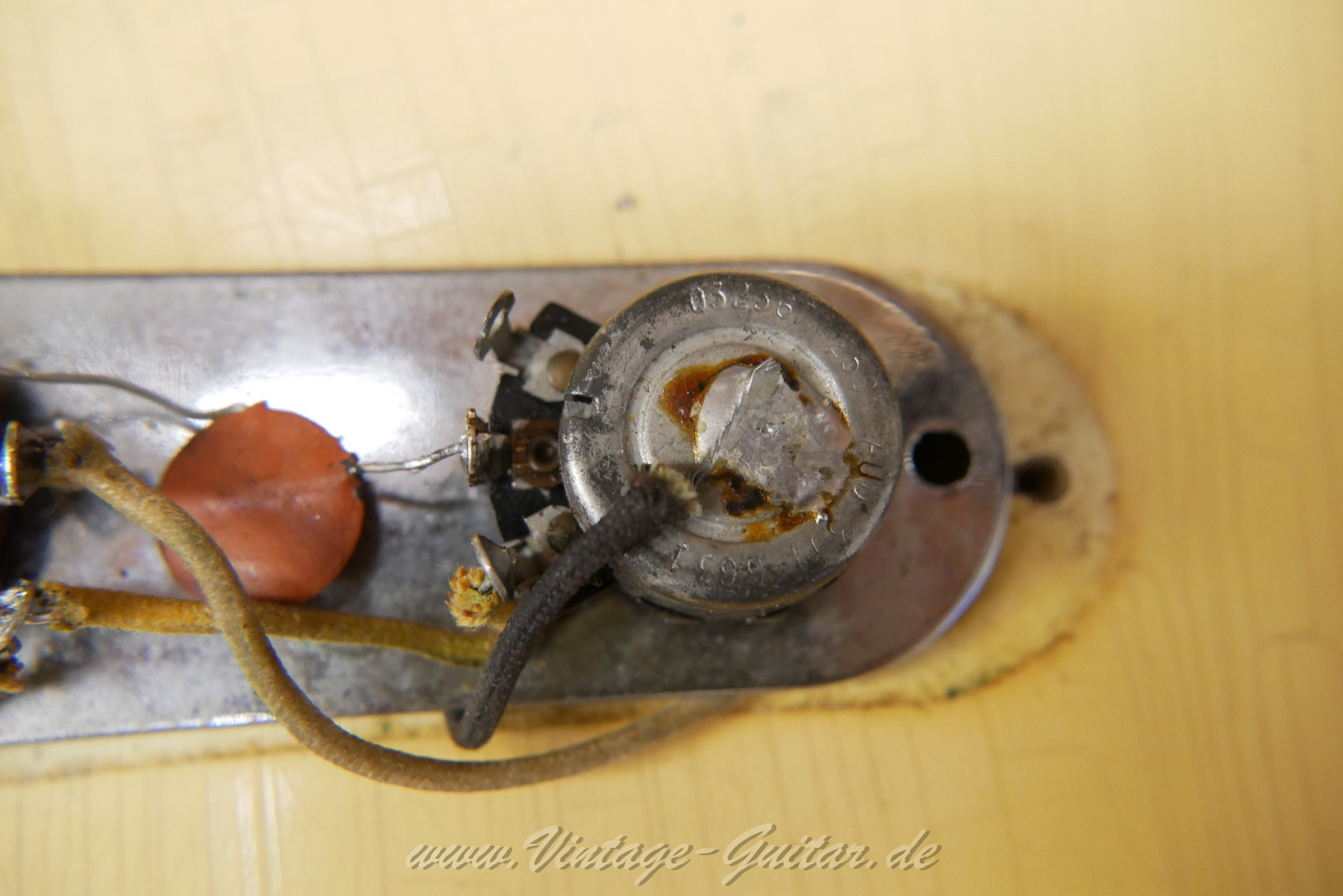 Fender-Telecaster-1967-blonde-024.jpg