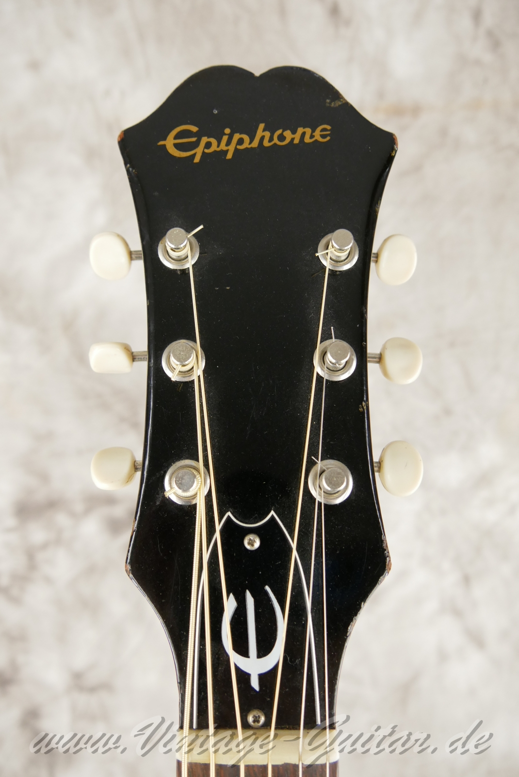 img/vintage/6247/epiphone_ft45n_cortez_1965_natural_USA-03.jpg