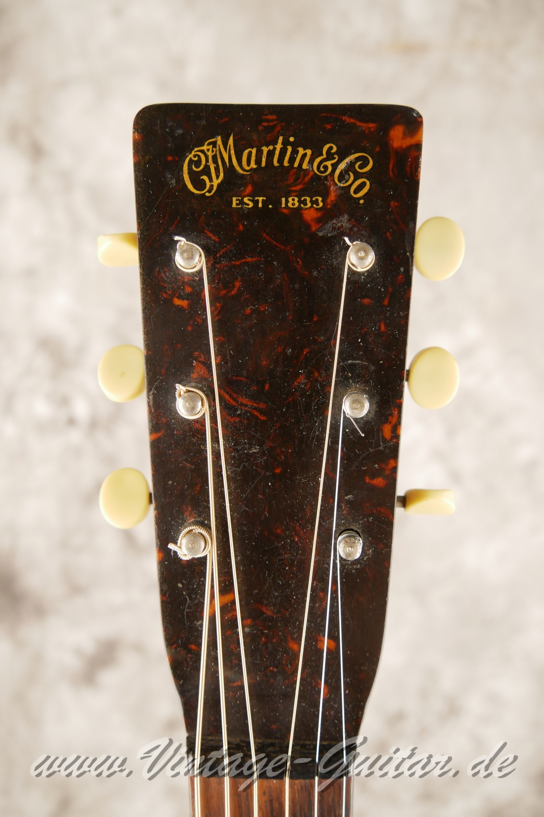 img/vintage/6252/Martin_0_15_mahogany_USA_1942-003.JPG
