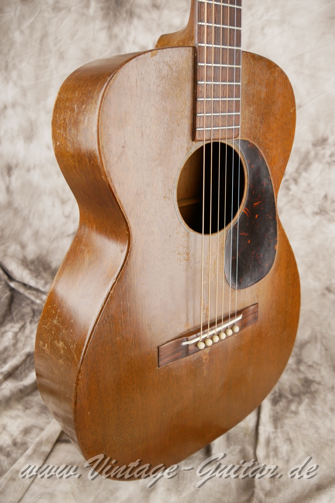 img/vintage/6252/Martin_0_15_mahogany_USA_1942-009.JPG