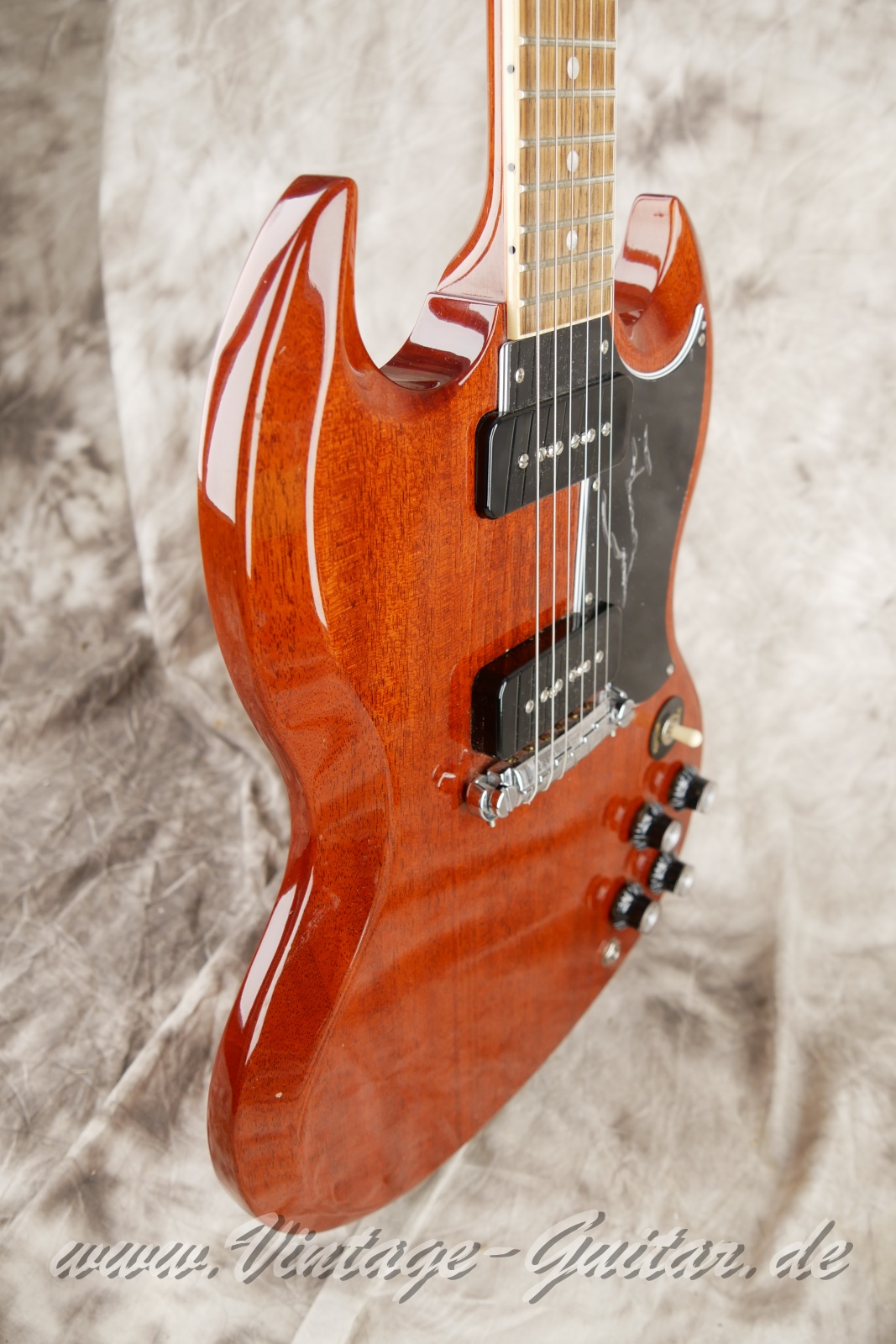 img/vintage/6257/Gibson_SG_Special_cherry_USA_2021-009.JPG