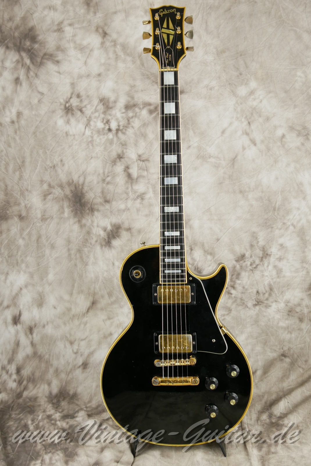 Gibson-Les-Paul-Custom-1971-001.JPG