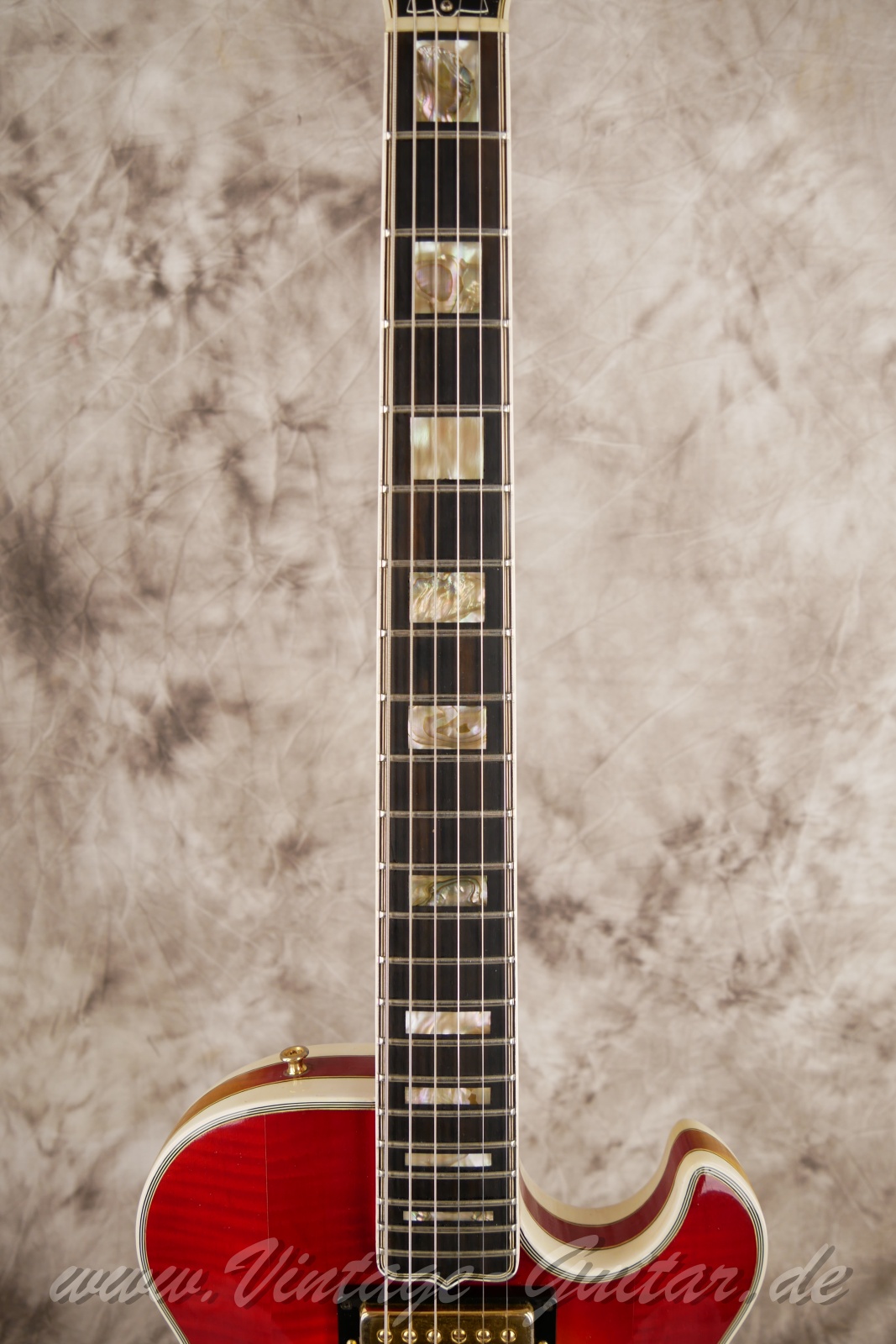 img/vintage/6265/gibson_l5s_custom_cherryburst_1974_USA-005.jpg
