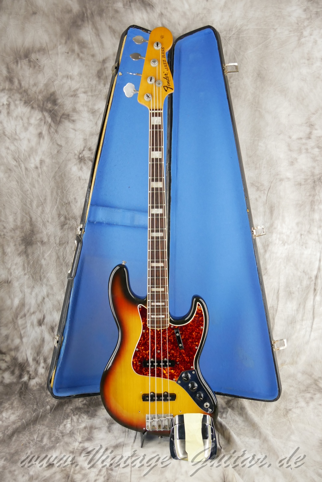 img/vintage/6284/fender_jazz_bass_1972_sunburst_USA-30.jpg