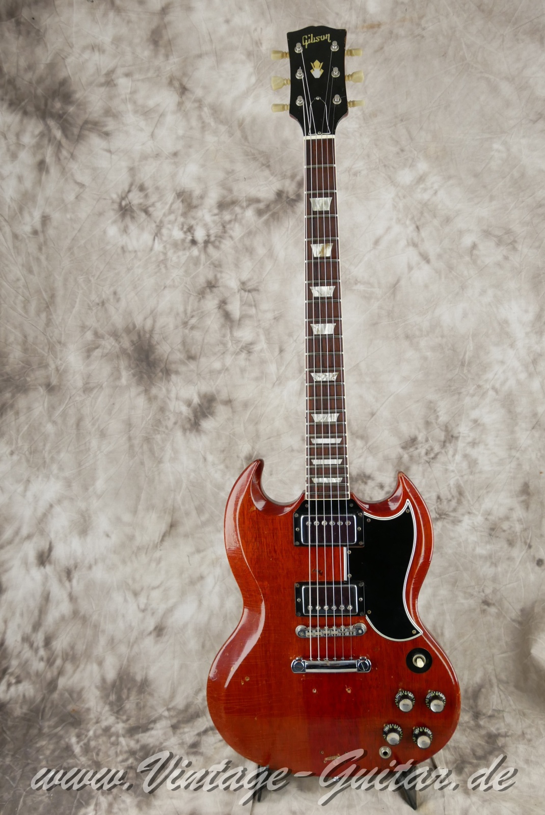 gibson_sg_standard_cherry_1966_USA_new-30.jpg