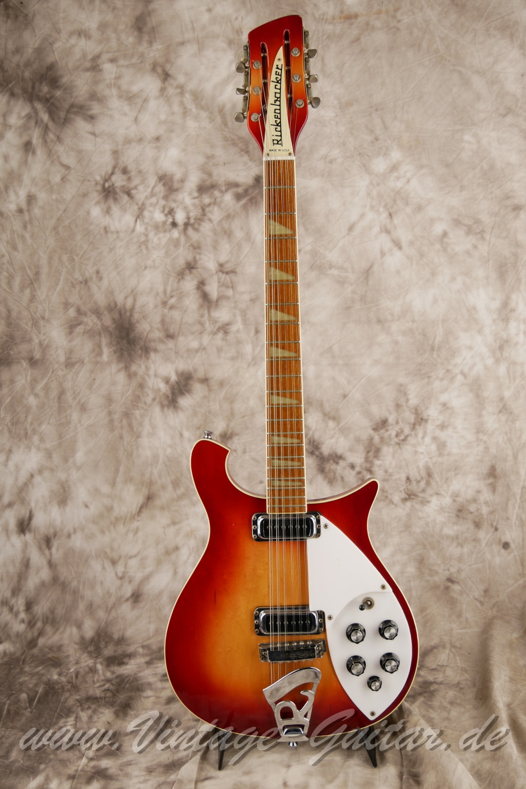 Rickenbacker-360-12-1980-12-string-001.JPG
