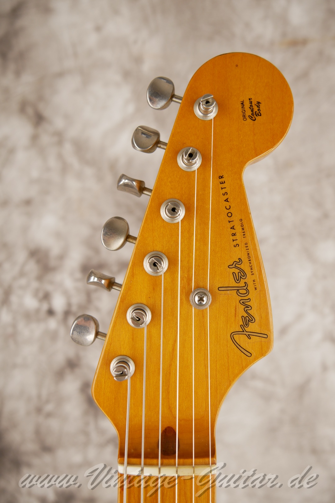 img/vintage/6295/fender_stratocaster_1994_40th_anniversary_sunburst_USA-03.jpg
