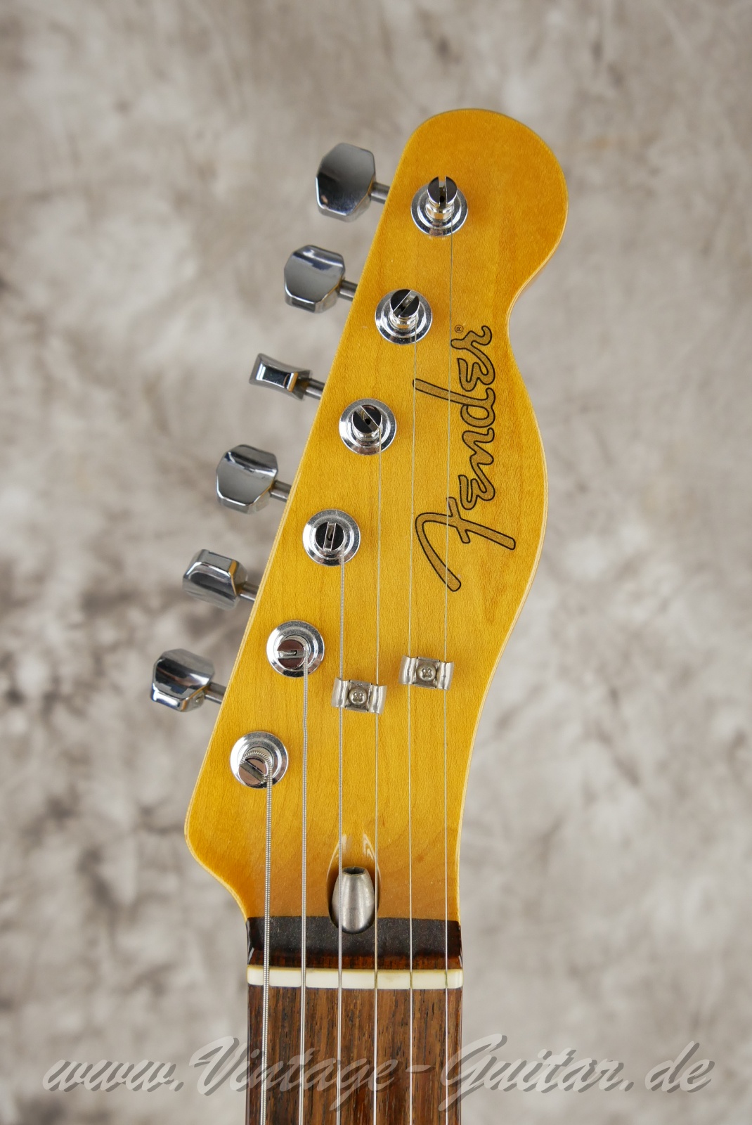 img/vintage/6298/fender_pawnshop_72_surfgreen_japan_2011-03.jpg