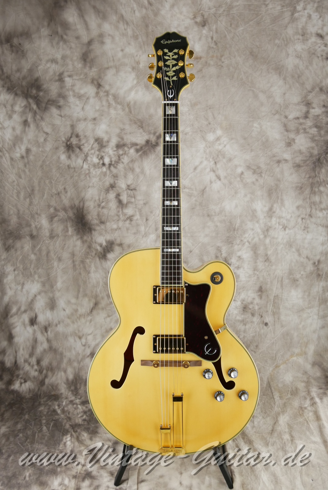 Epiphone_Broadway_natural_2016_China-001.JPG