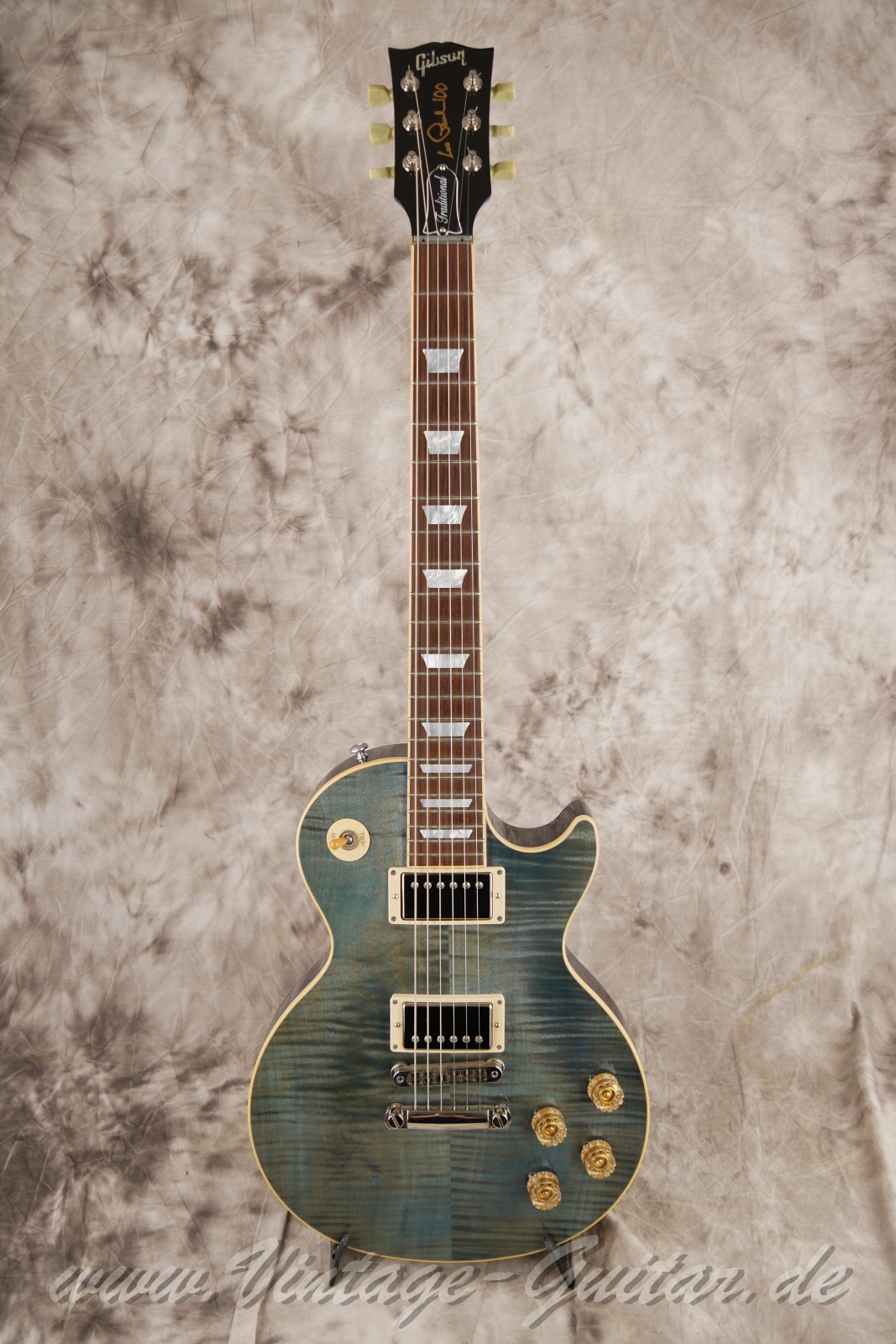 img/vintage/6324/gibson_les_paul_traditional_100_2015_oceanblue_usa-01.jpg