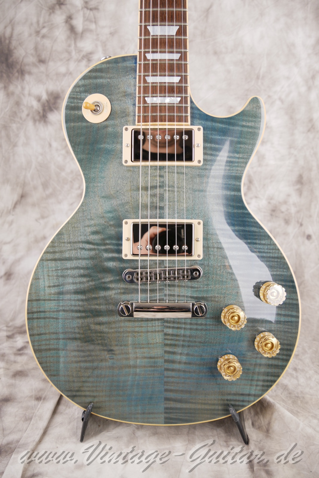 img/vintage/6324/gibson_les_paul_traditional_100_2015_oceanblue_usa-07.jpg