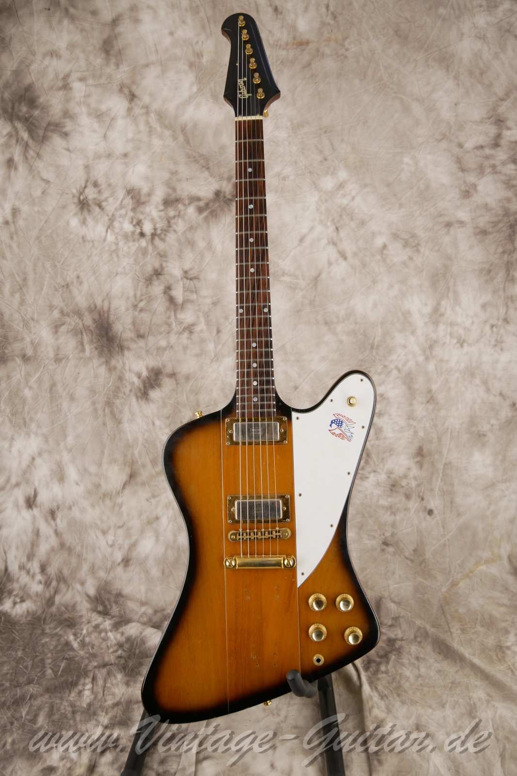 Gibson_Firebird_1976_sunburst-01.jpg Gibson_Firebird_1976_sunburst-01.jpg