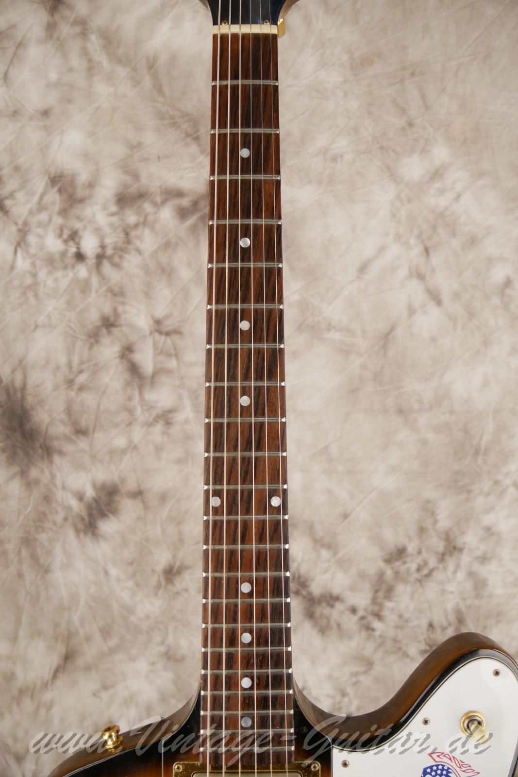 img/vintage/6326/Gibson_Firebird_1976_sunburst-09.jpg