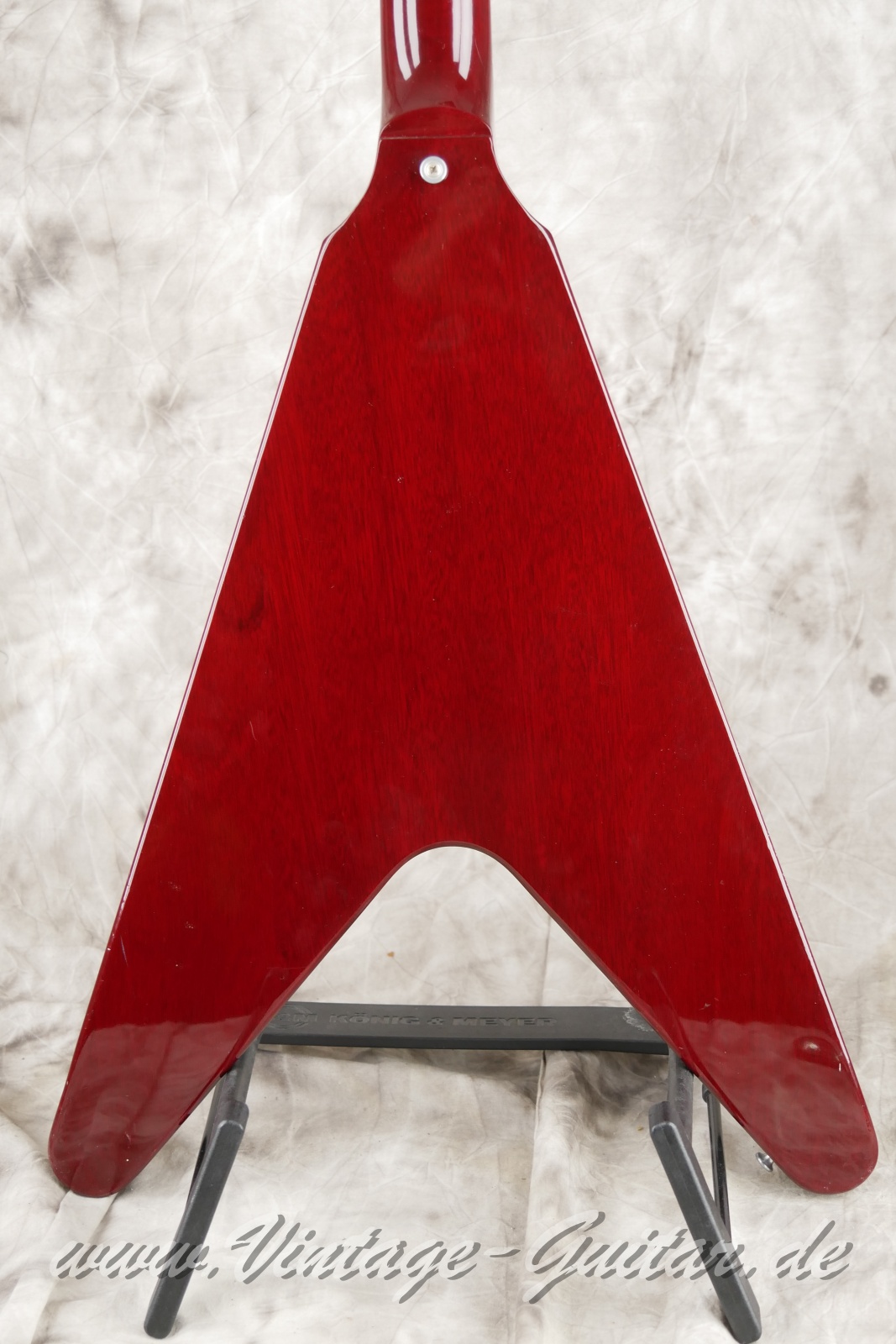 img/vintage/6337/Gibson_67_Flying_V_wine_red_1991-08.JPG