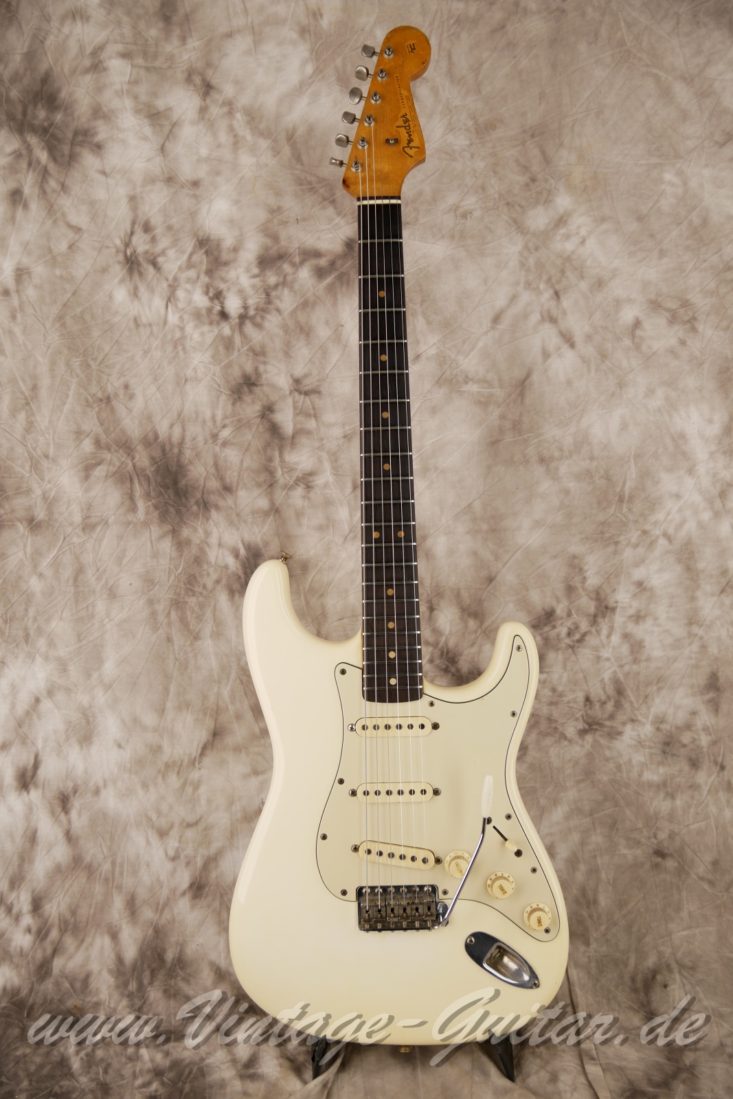 Fender-Stratocaster-1963-olympic-white-001.JPG