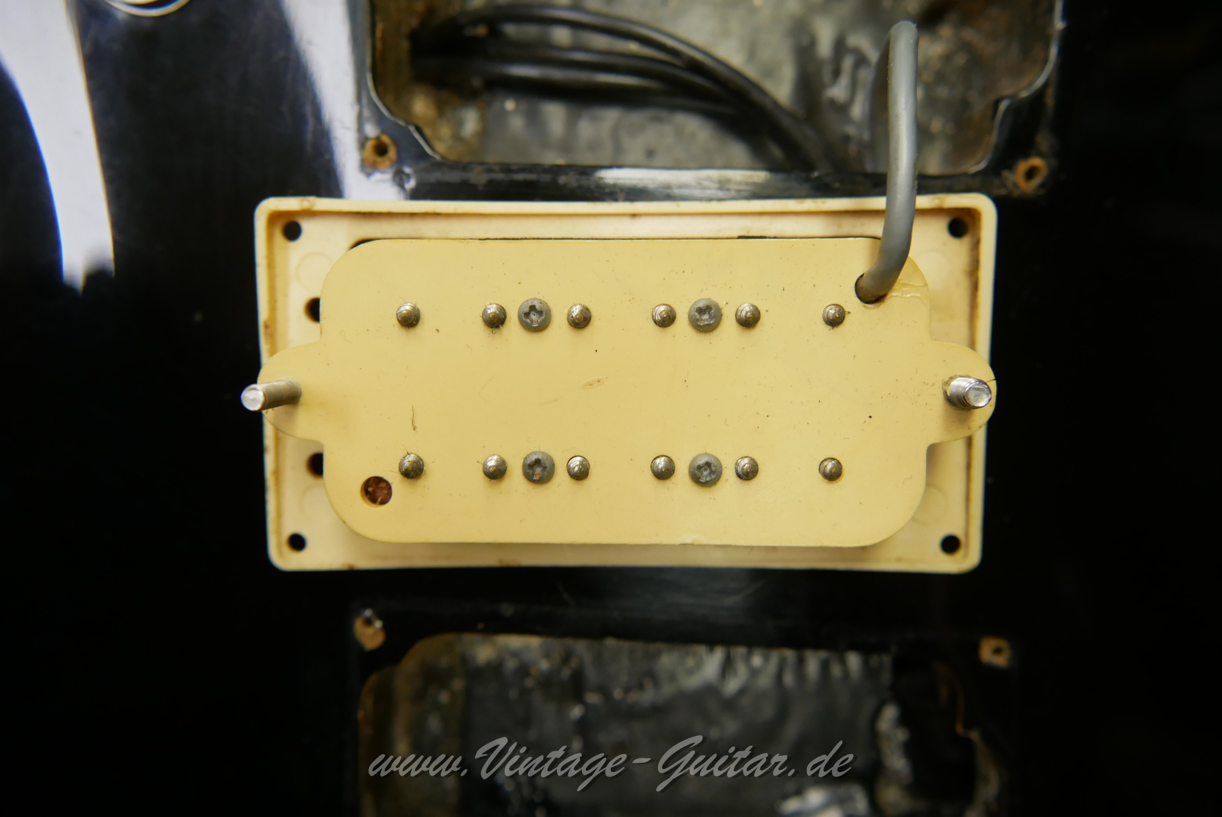 img/vintage/6349/Ibanez_AR50BK_1980_Artist_black_Japan-13.JPG
