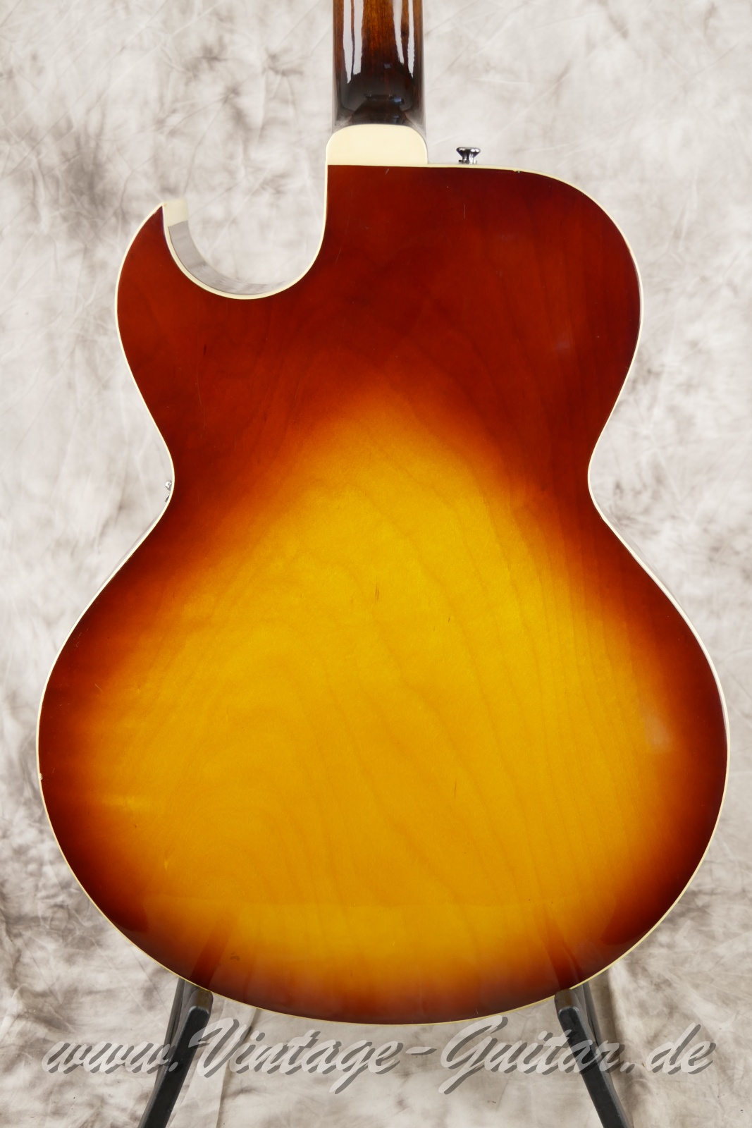 img/vintage/6354/Ibanez_2355_open_book_headstock_sunburst_1975-08.JPG