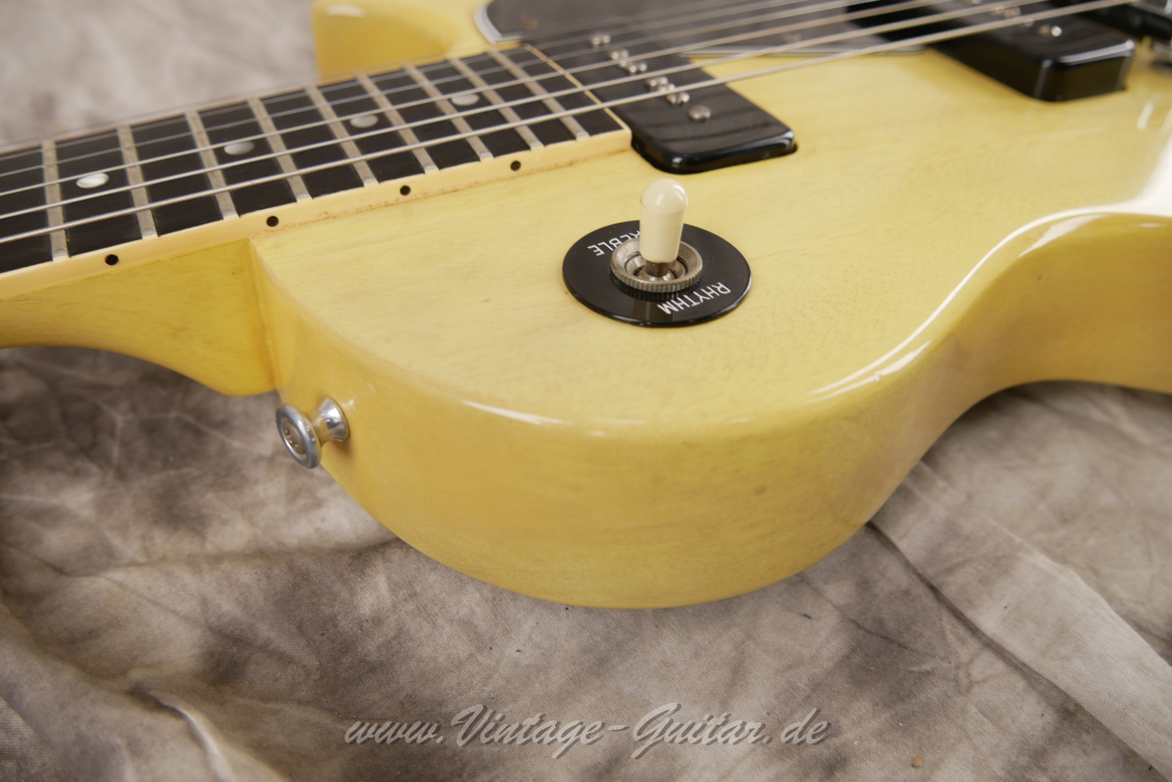 Gibson-Les-Paul-Special-TV-Yellow-1978-016.JPG