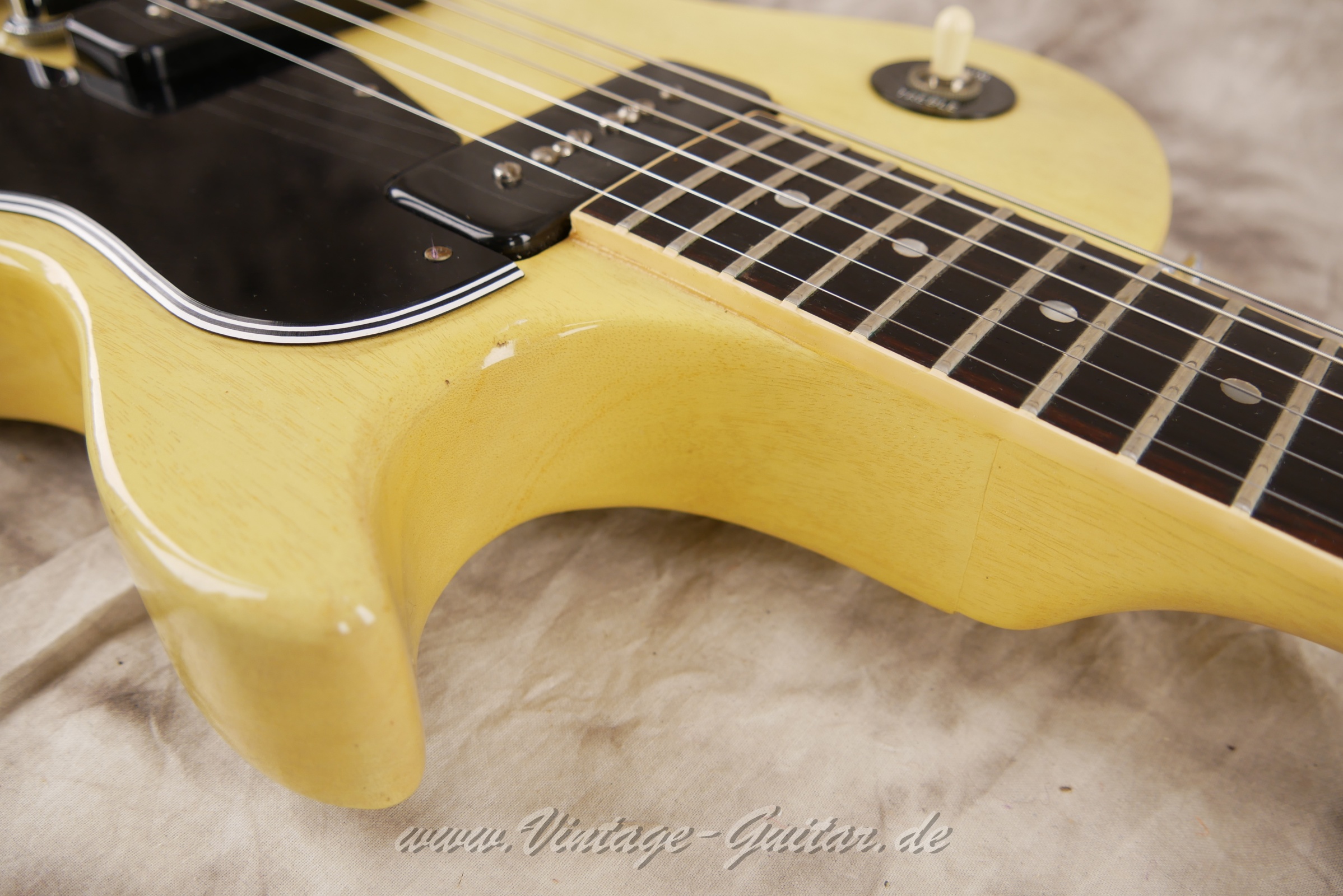 Gibson-Les-Paul-Special-TV-Yellow-1978-019.JPG
